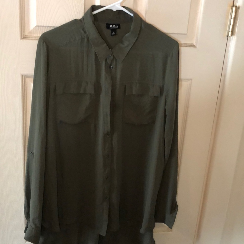 Long sleeve button up